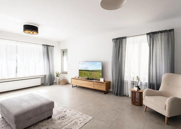 Exklusive Mit Ahrblick 3